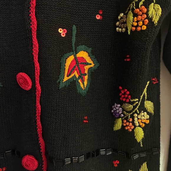 Cottagecore Victoria Harbour Crochet Embroidered Fall Leaves Sweater Cardigan S - Picture 9 of 9